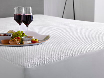 Sleeptone Smartguard Premium Mattress Protector with Icetone