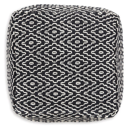 Jasett - Pouf - Black / Ivory